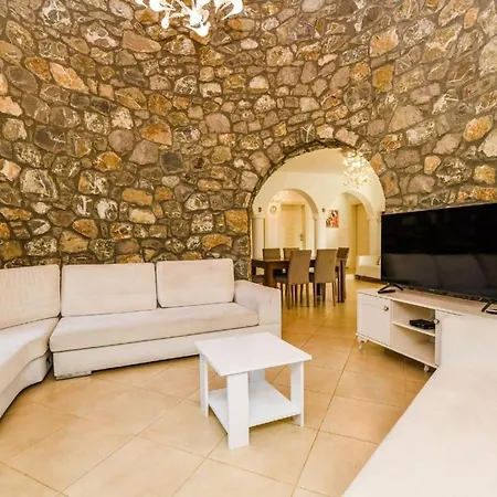 The Ultimate With Stunning Views, Dalaman 1054 Villa *