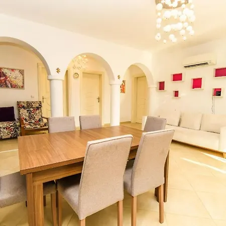 Villa The Ultimate With Stunning Views, Dalaman 1054 *
